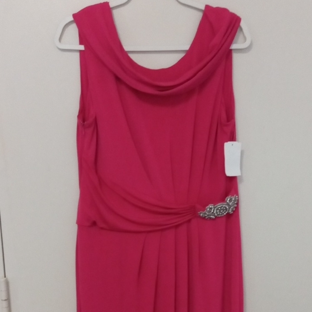 *Elegant Pink Draped Neck Embellished Sleeveless Dress Size 14